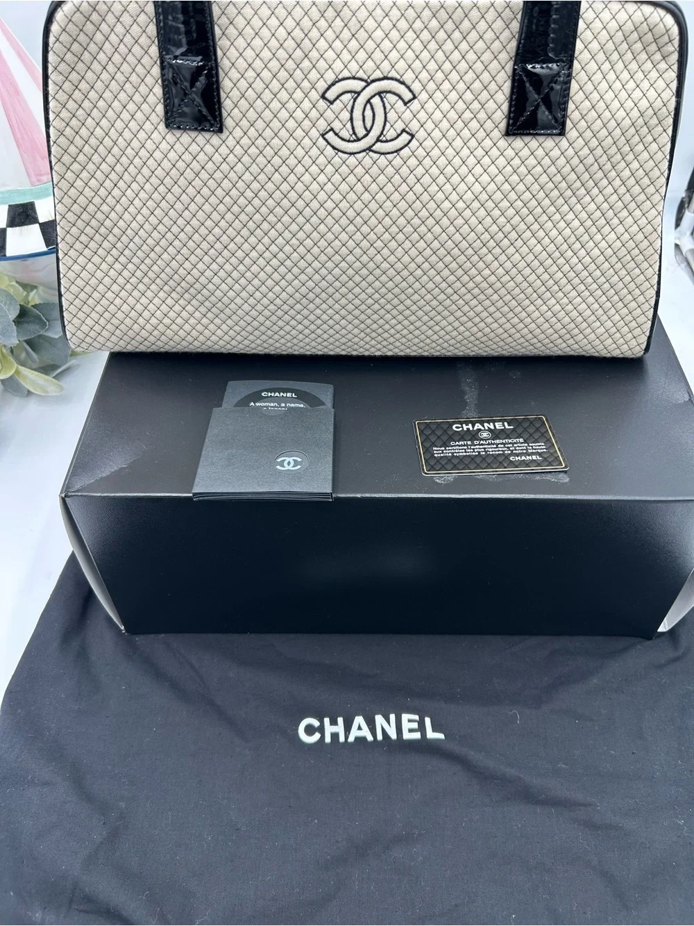Women's Chanel vintage quilted CC bowling bag made in Italy NWT